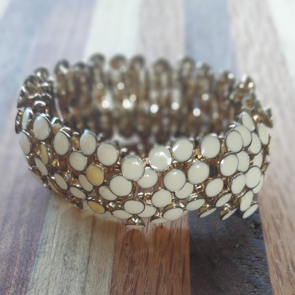 Gold Tone Stretch Cream Enamel Dotted Elegant Bangle Made in Italy Bracelet - Picture 8 of 8